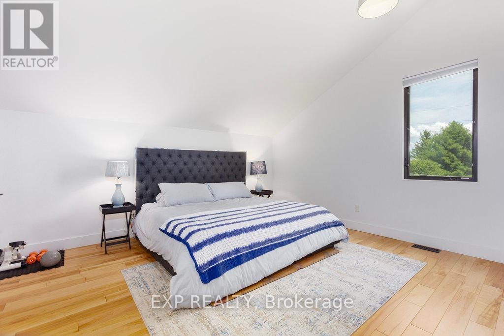 












179 MOUNTBATTEN AVENUE

,
Ottawa,




Ontario
K1H5V6

