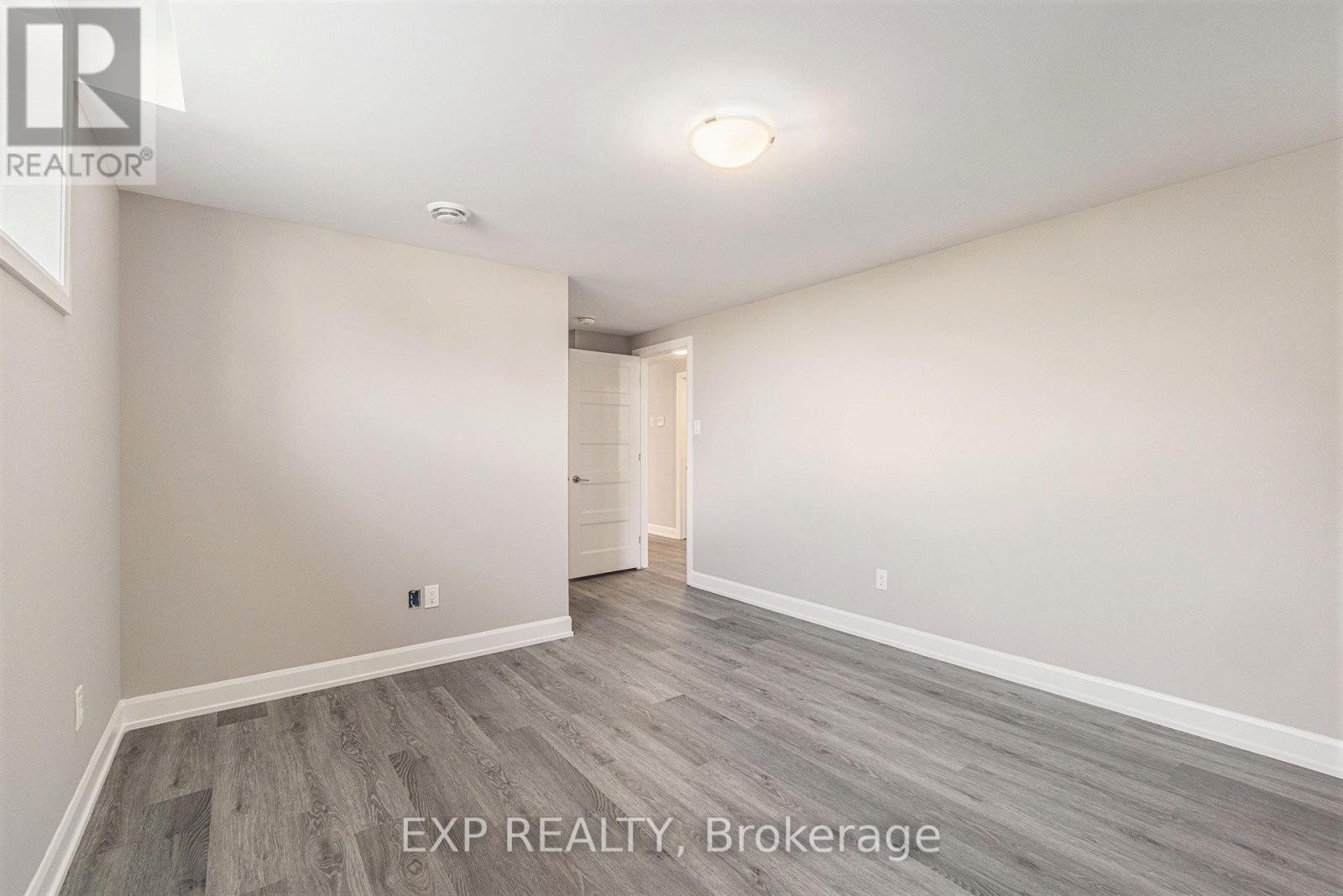 












A - 1227 MONTBLANC CRESCENT

,
Russell,




Ontario
K0A1W0

