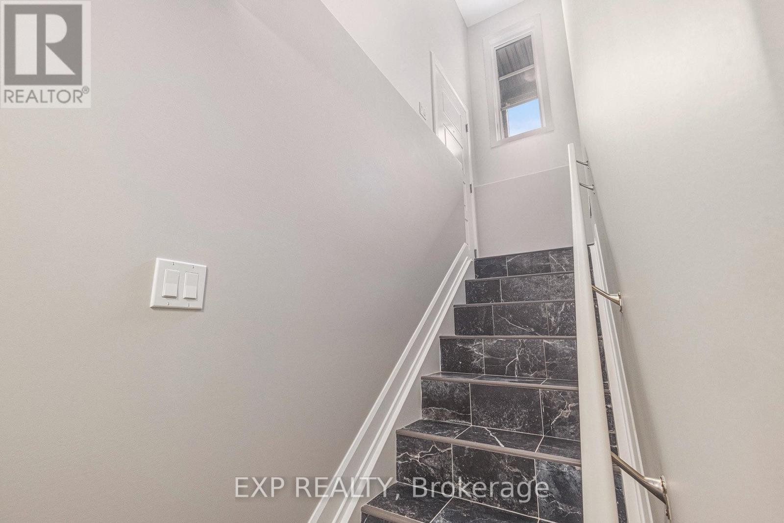 












A - 1227 MONTBLANC CRESCENT

,
Russell,




Ontario
K0A1W0

