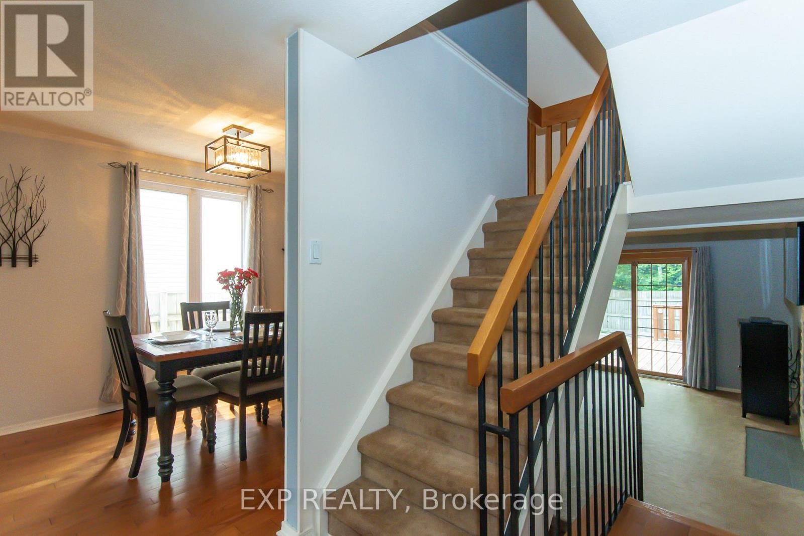 












1576 ST GEORGES STREET

,
Ottawa,




Ontario
K1E2M9

