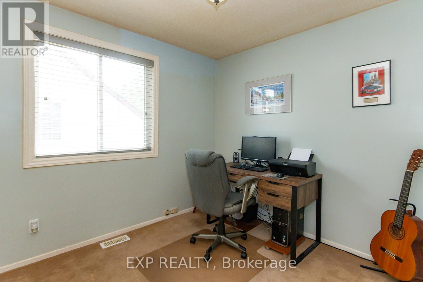 












1576 ST GEORGES STREET

,
Ottawa,




Ontario
K1E2M9

