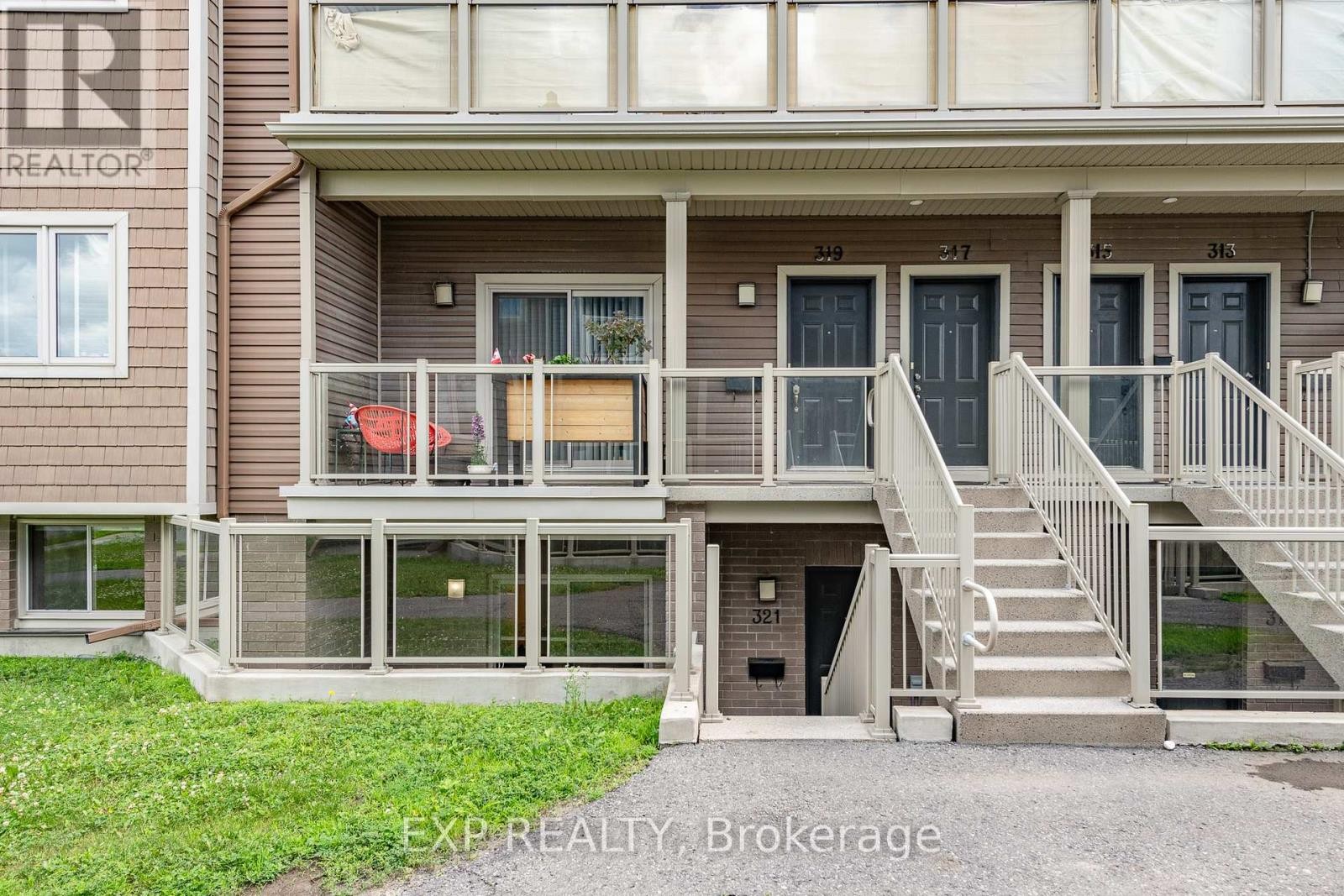 












321 BIG SKY PRIVATE

,
Ottawa,




Ontario
K1T0M8

