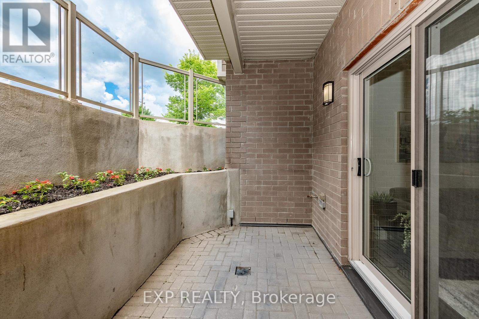 












321 BIG SKY PRIVATE

,
Ottawa,




Ontario
K1T0M8

