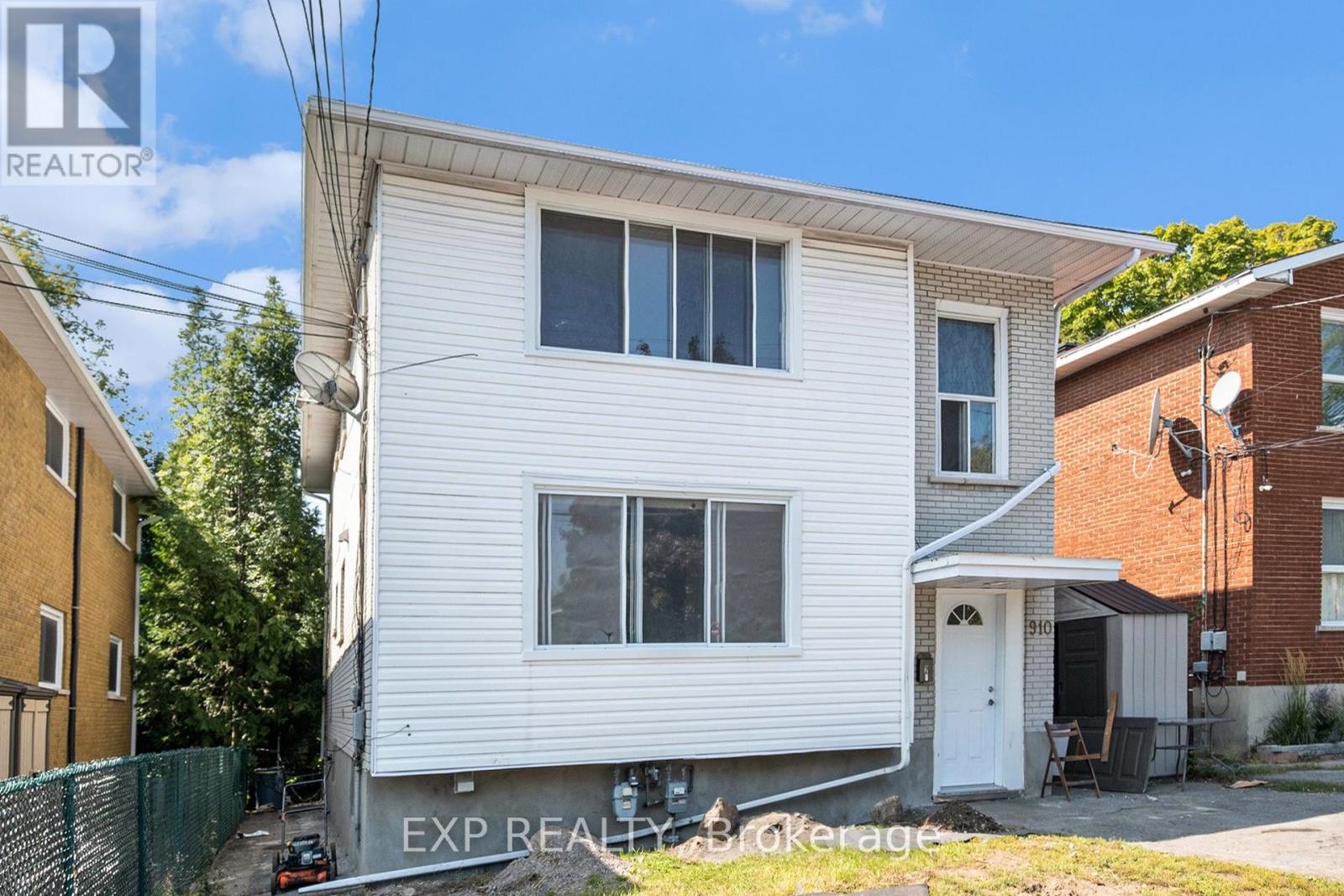 












910 WATSON STREET

,
Ottawa,




Ontario
K2B6B9

