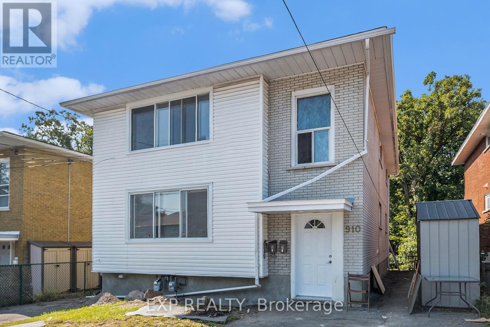 












910 WATSON STREET

,
Ottawa,




Ontario
K2B6B9

