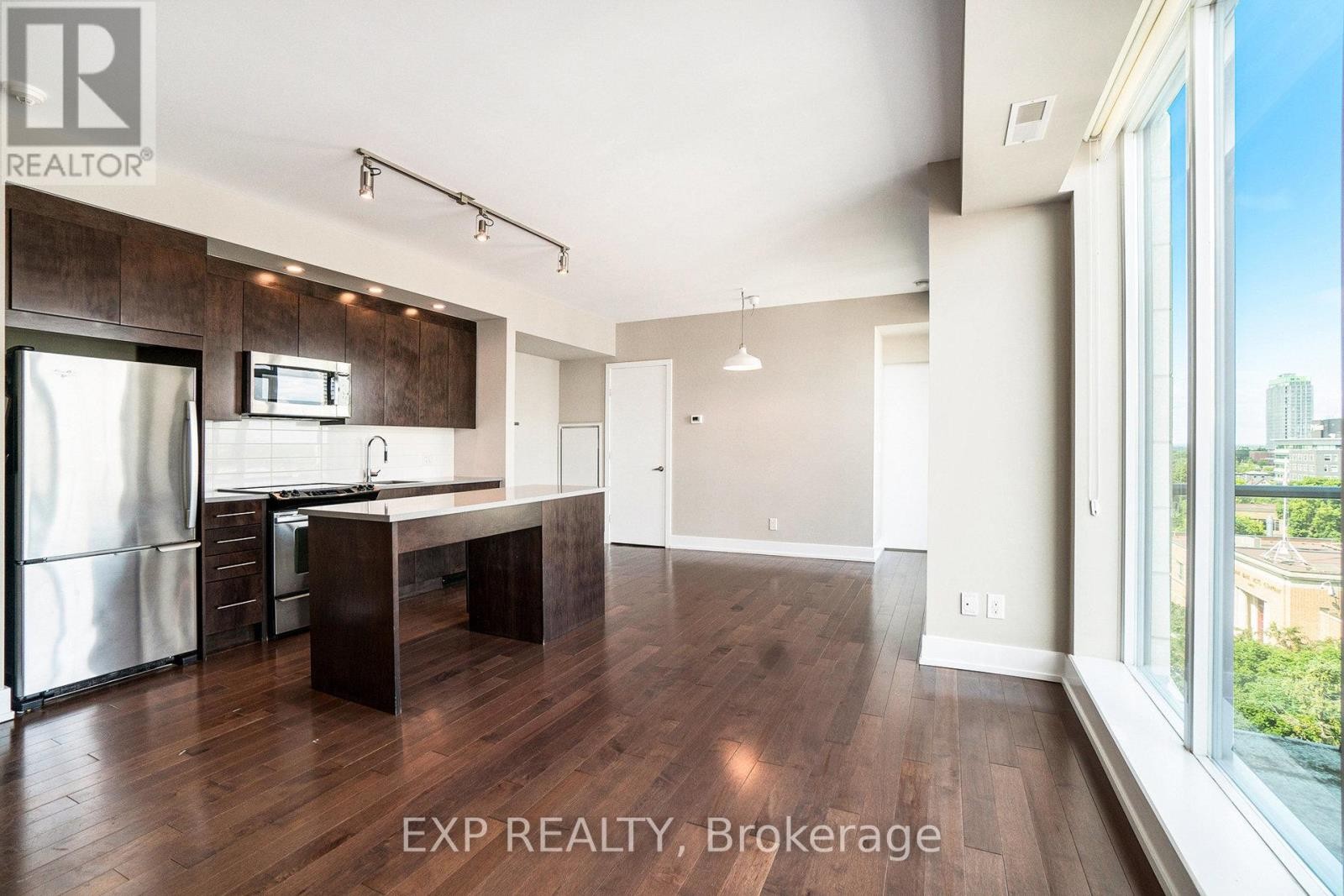 












814 - 360 PATRICIA AVENUE

,
Ottawa,




Ontario
K1Z0A8

