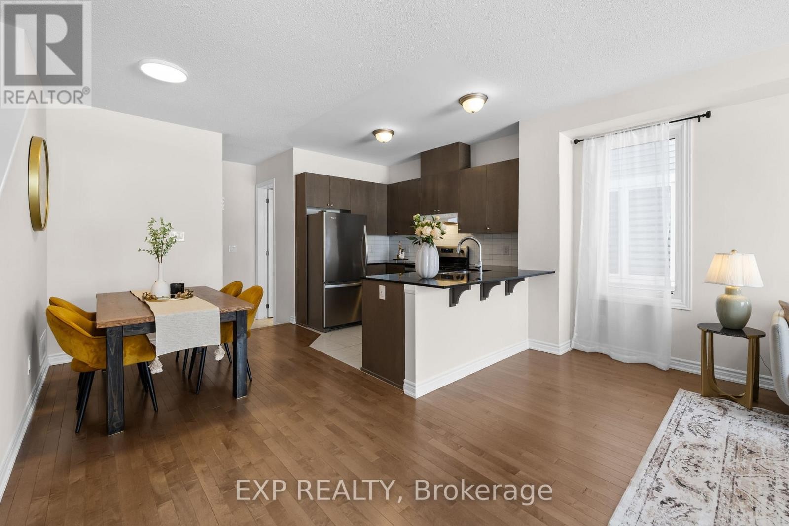 












1074 CHAPMAN MILLS DRIVE

,
Ottawa,




Ontario
K2J6P5


