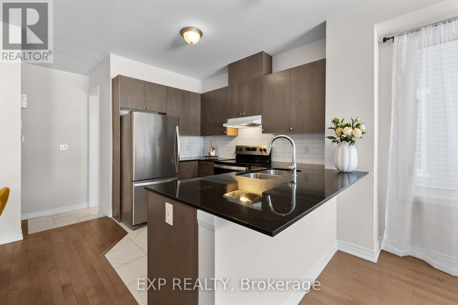 












1074 CHAPMAN MILLS DRIVE

,
Ottawa,




Ontario
K2J6P5


