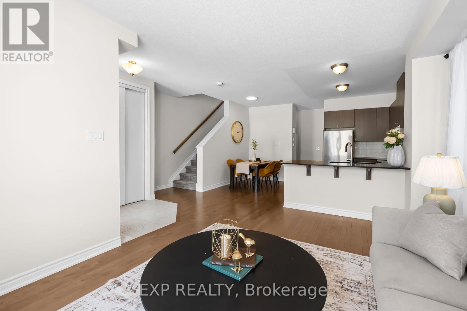 












1074 CHAPMAN MILLS DRIVE

,
Ottawa,




Ontario
K2J6P5

