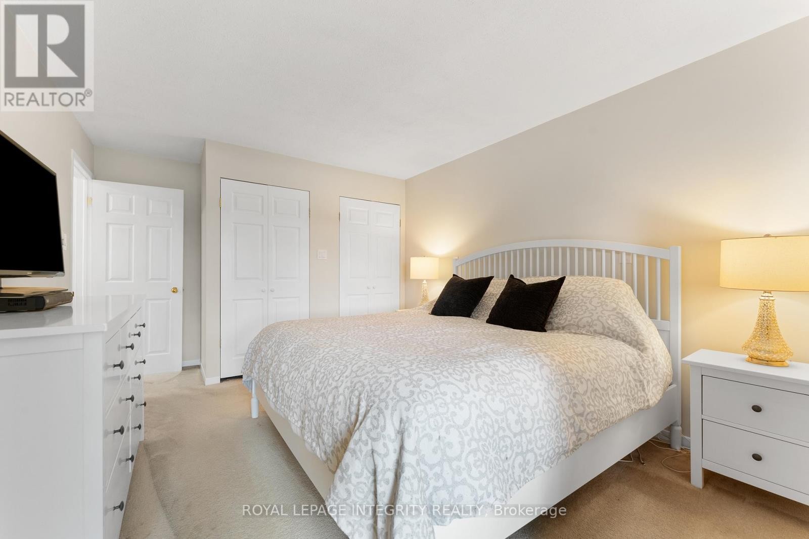 












7403 RIDEAU VALLEY DRIVE S

,
Ottawa,




Ontario
K0A2E0

