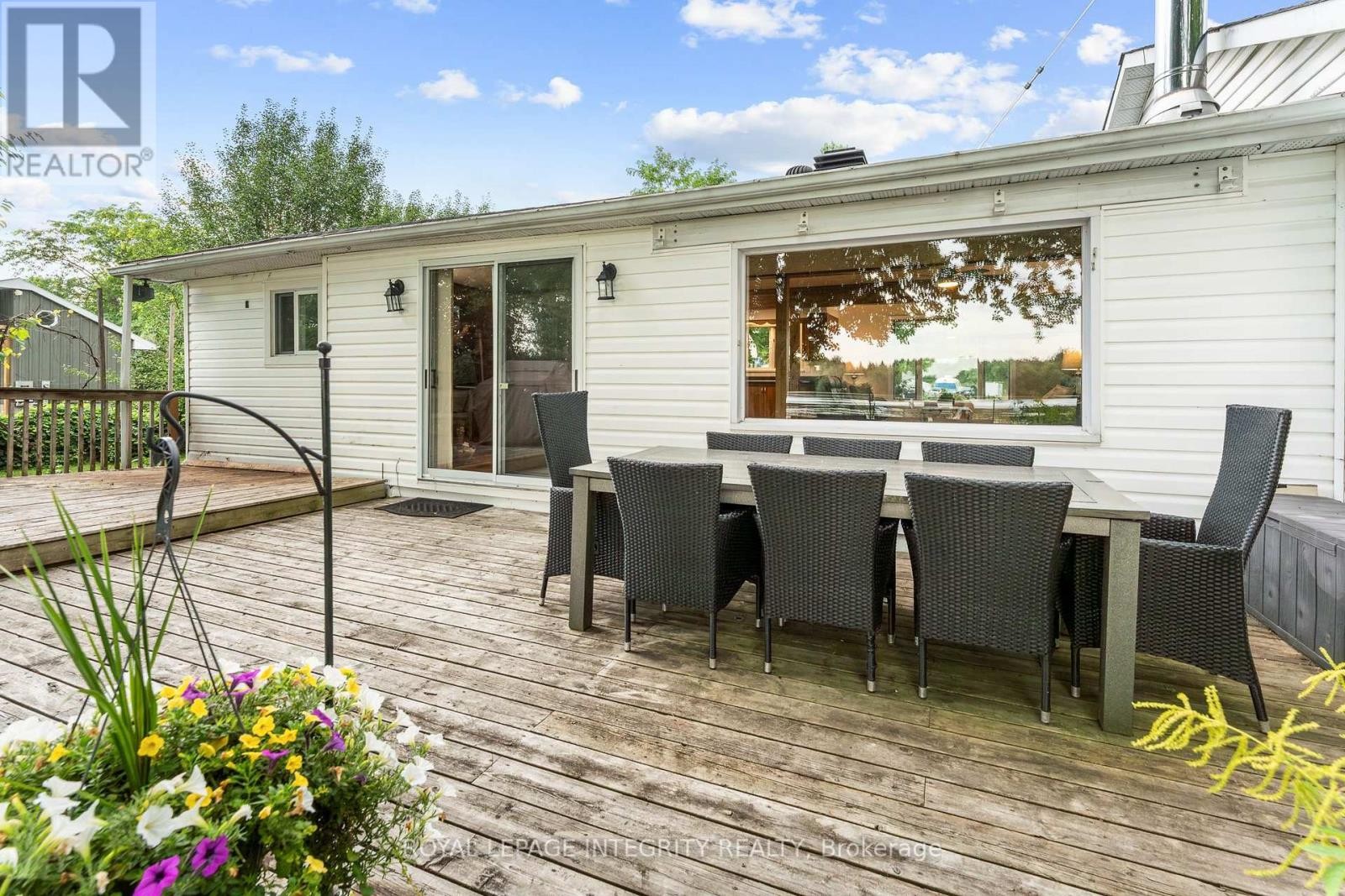 












7403 RIDEAU VALLEY DRIVE S

,
Ottawa,




Ontario
K0A2E0

