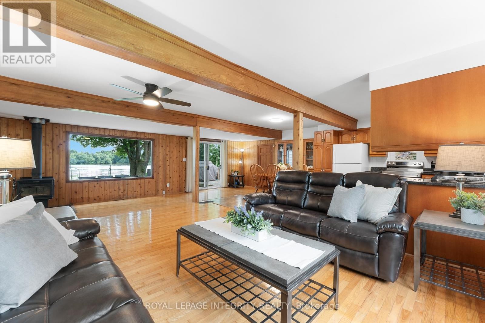 












7403 RIDEAU VALLEY DRIVE S

,
Ottawa,




Ontario
K0A2E0


