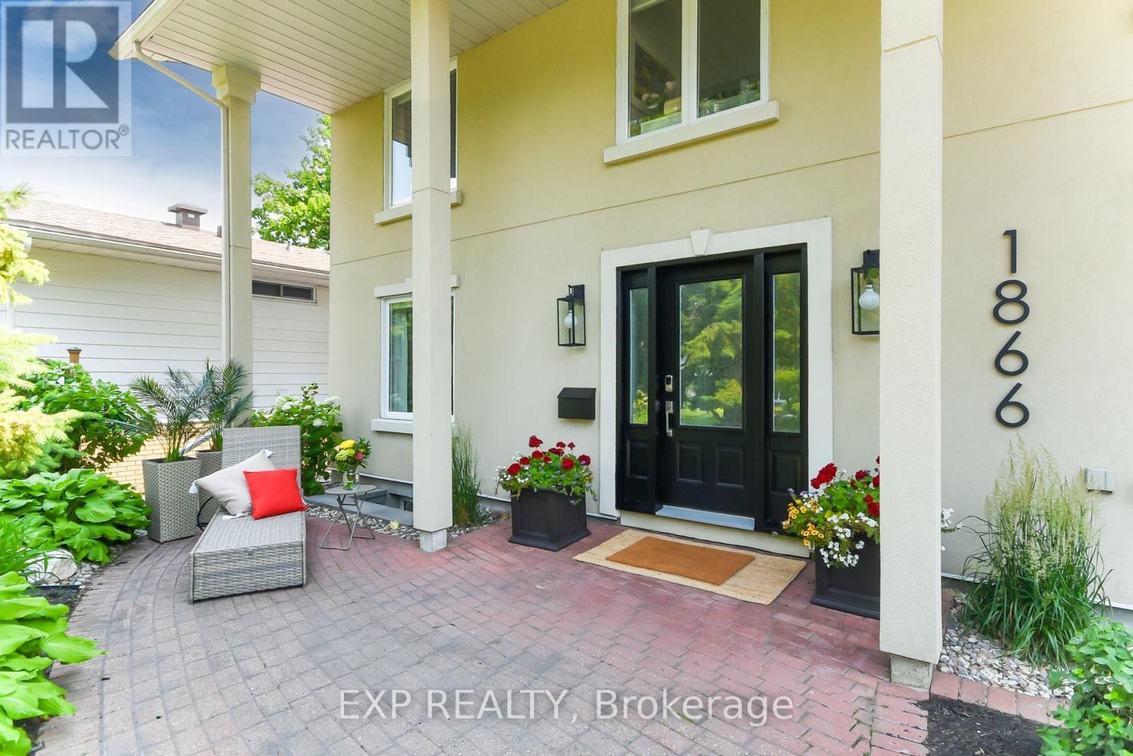 












1866 BEATTIE AVENUE

,
Ottawa,




Ontario
K1H5R8

