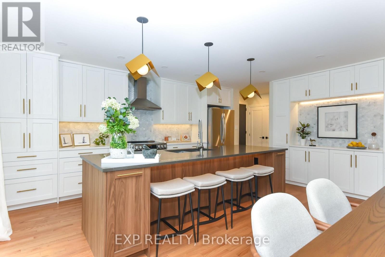 












1866 BEATTIE AVENUE

,
Ottawa,




Ontario
K1H5R8

