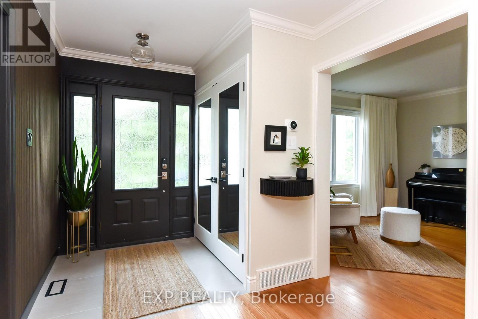 












1866 BEATTIE AVENUE

,
Ottawa,




Ontario
K1H5R8

