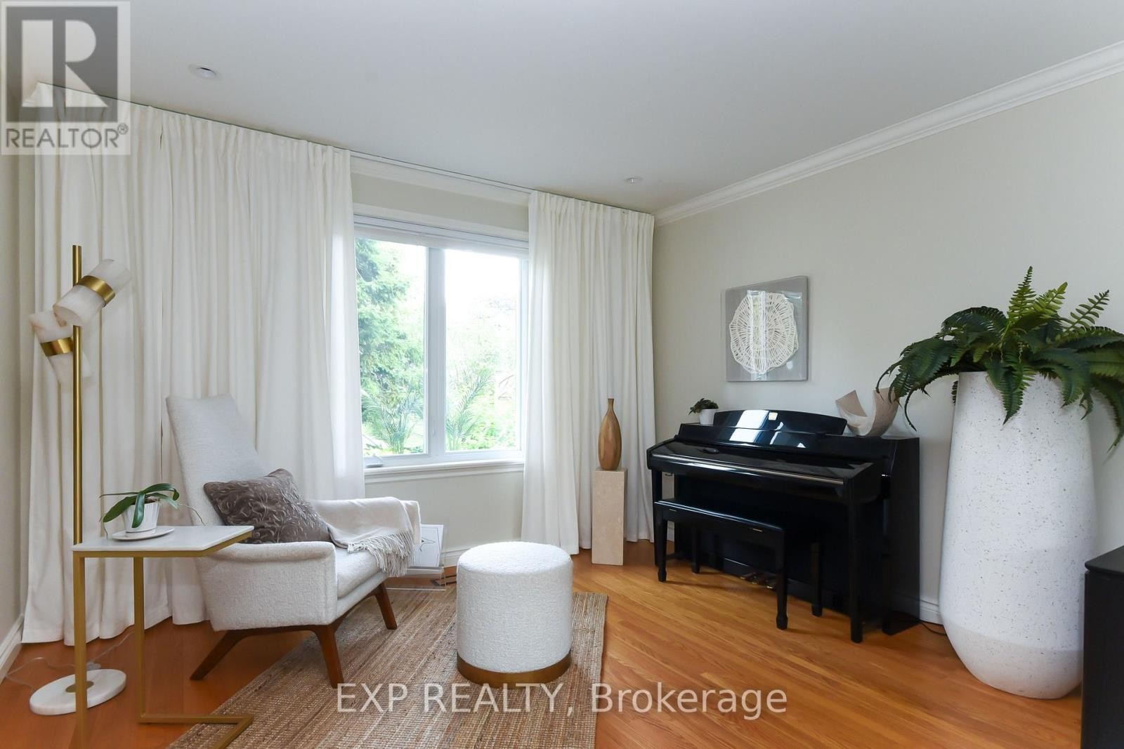 












1866 BEATTIE AVENUE

,
Ottawa,




Ontario
K1H5R8

