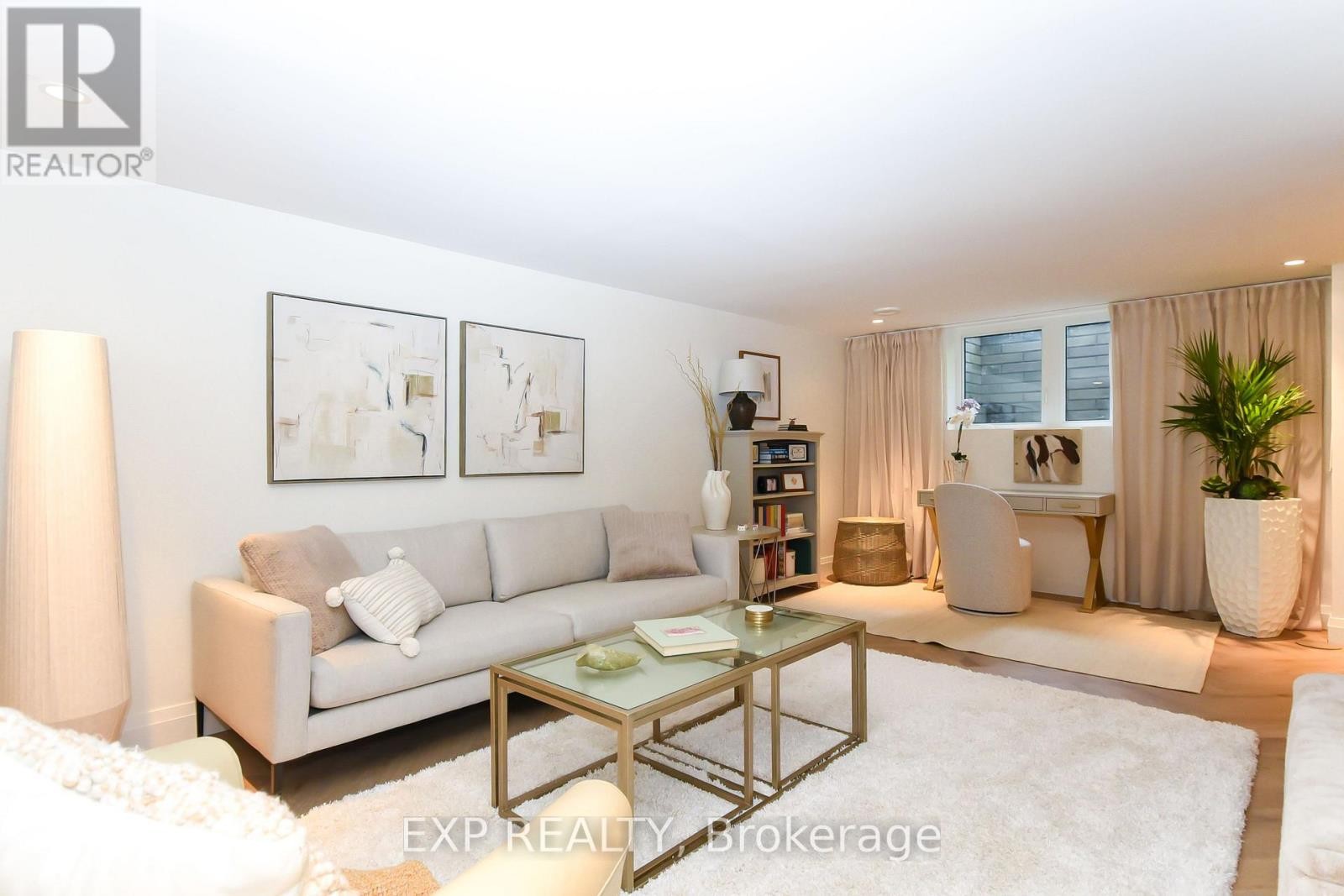 












1866 BEATTIE AVENUE

,
Ottawa,




Ontario
K1H5R8

