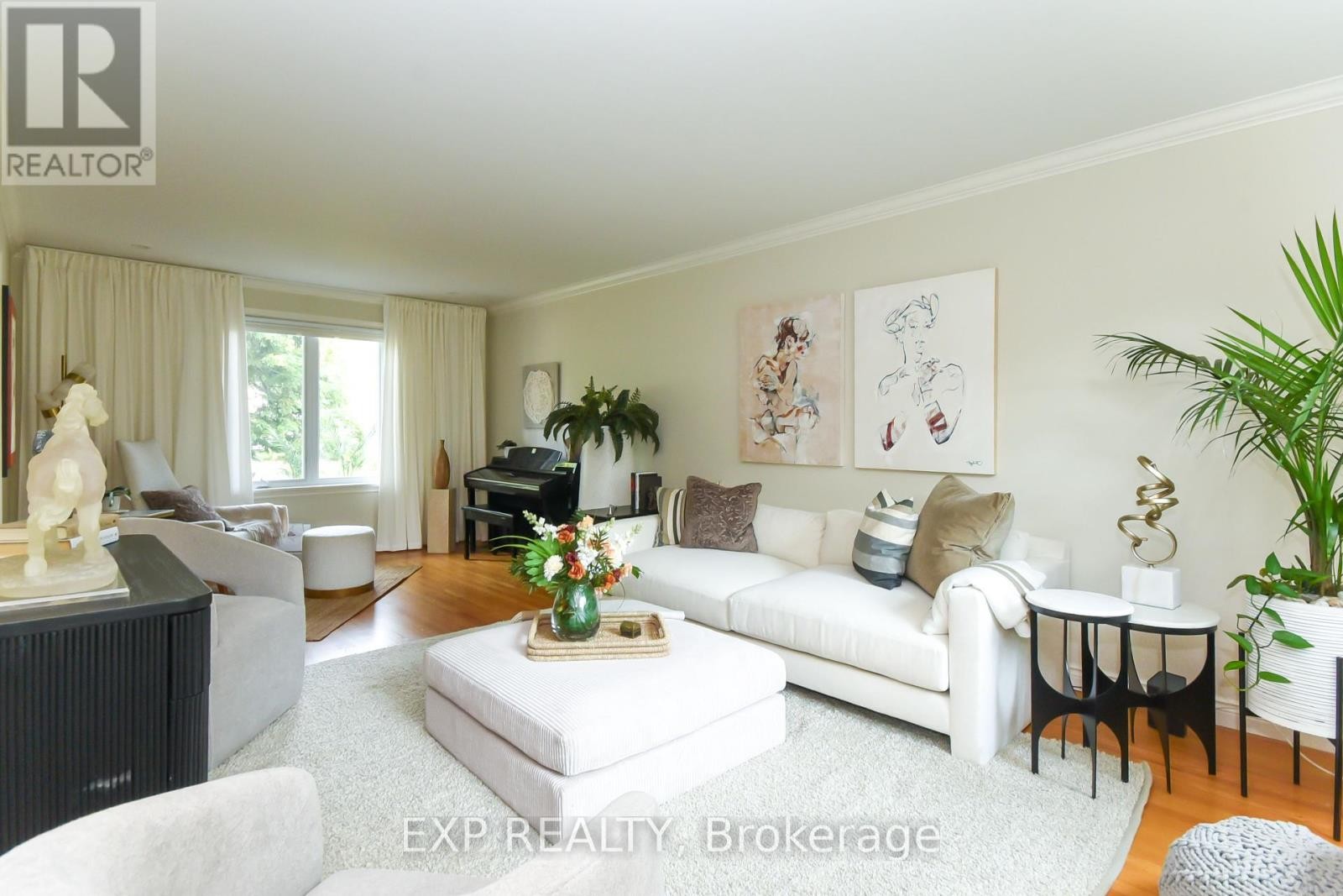 












1866 BEATTIE AVENUE

,
Ottawa,




Ontario
K1H5R8

