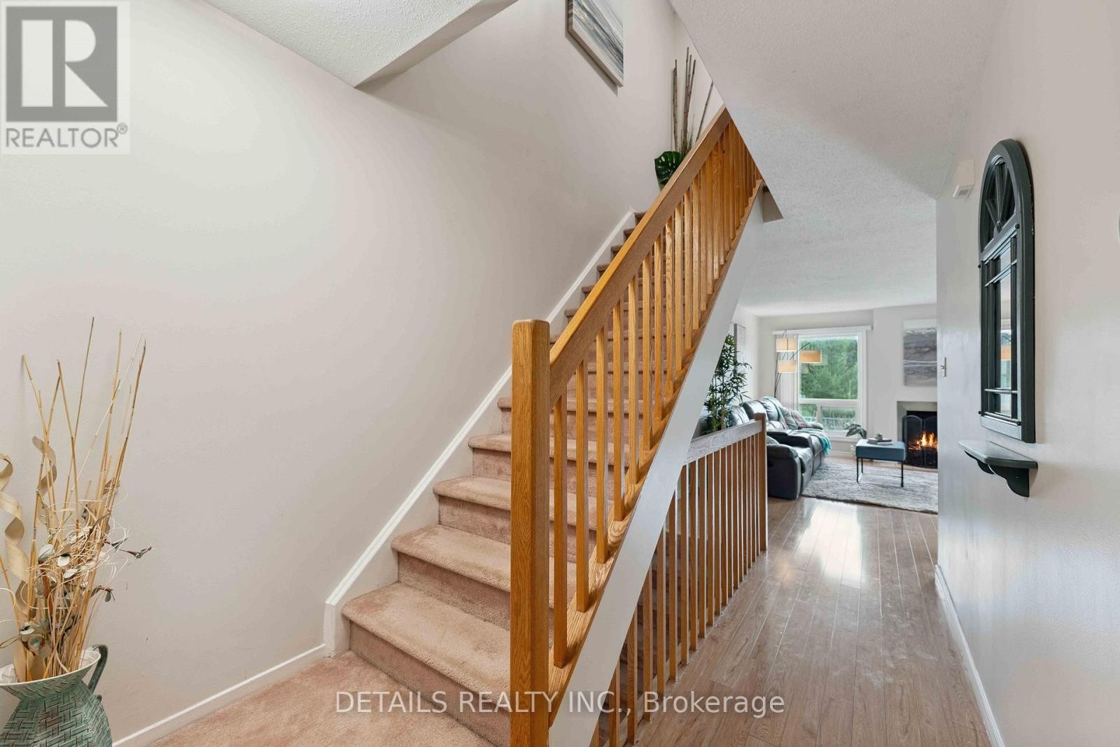 












1537 BRIARFIELD CRESCENT

,
Ottawa,




Ontario
K4A1Z9

