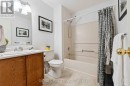 Main Bathroom w Tub - 3 piece