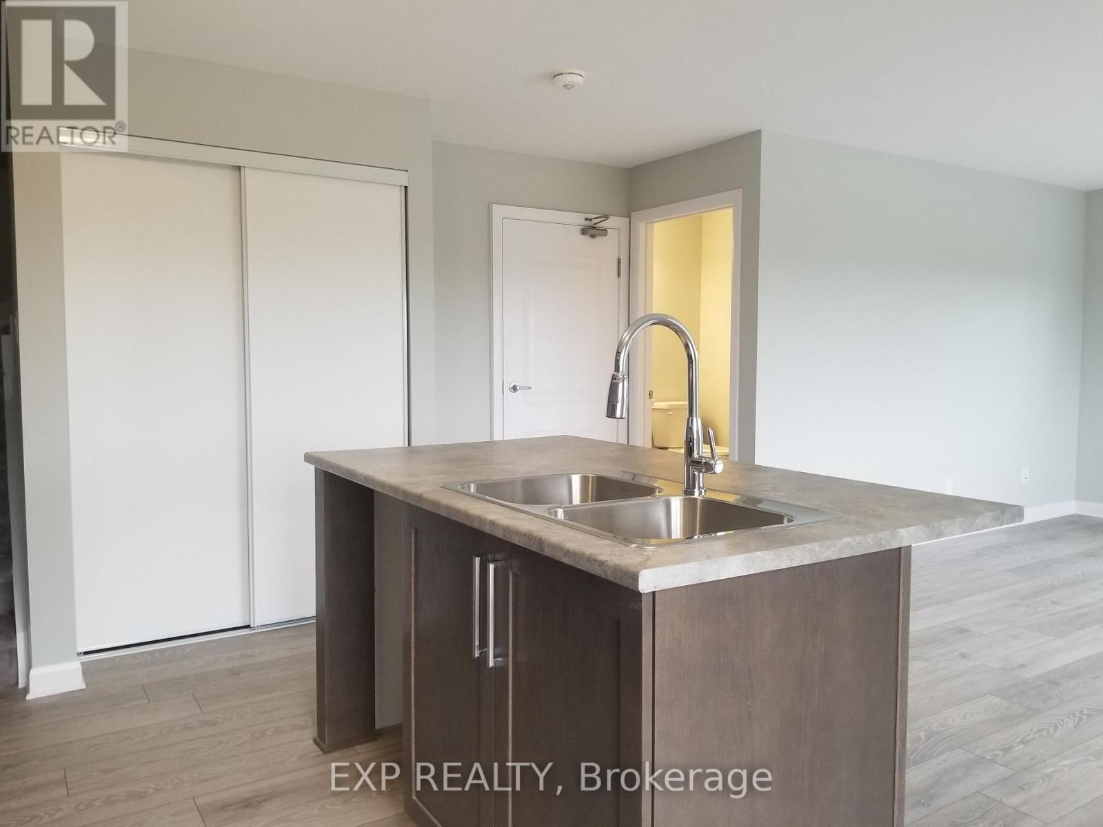 












C - 2337 MER BLEUE ROAD

,
Ottawa,




Ontario
K4A5H5

