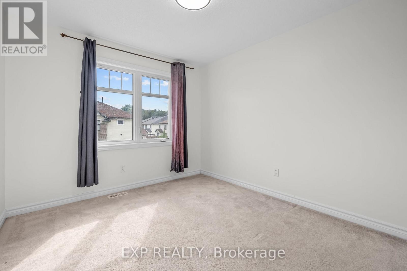 












213 MANCINI WAY

,
Ottawa,




Ontario
K2J3V1

