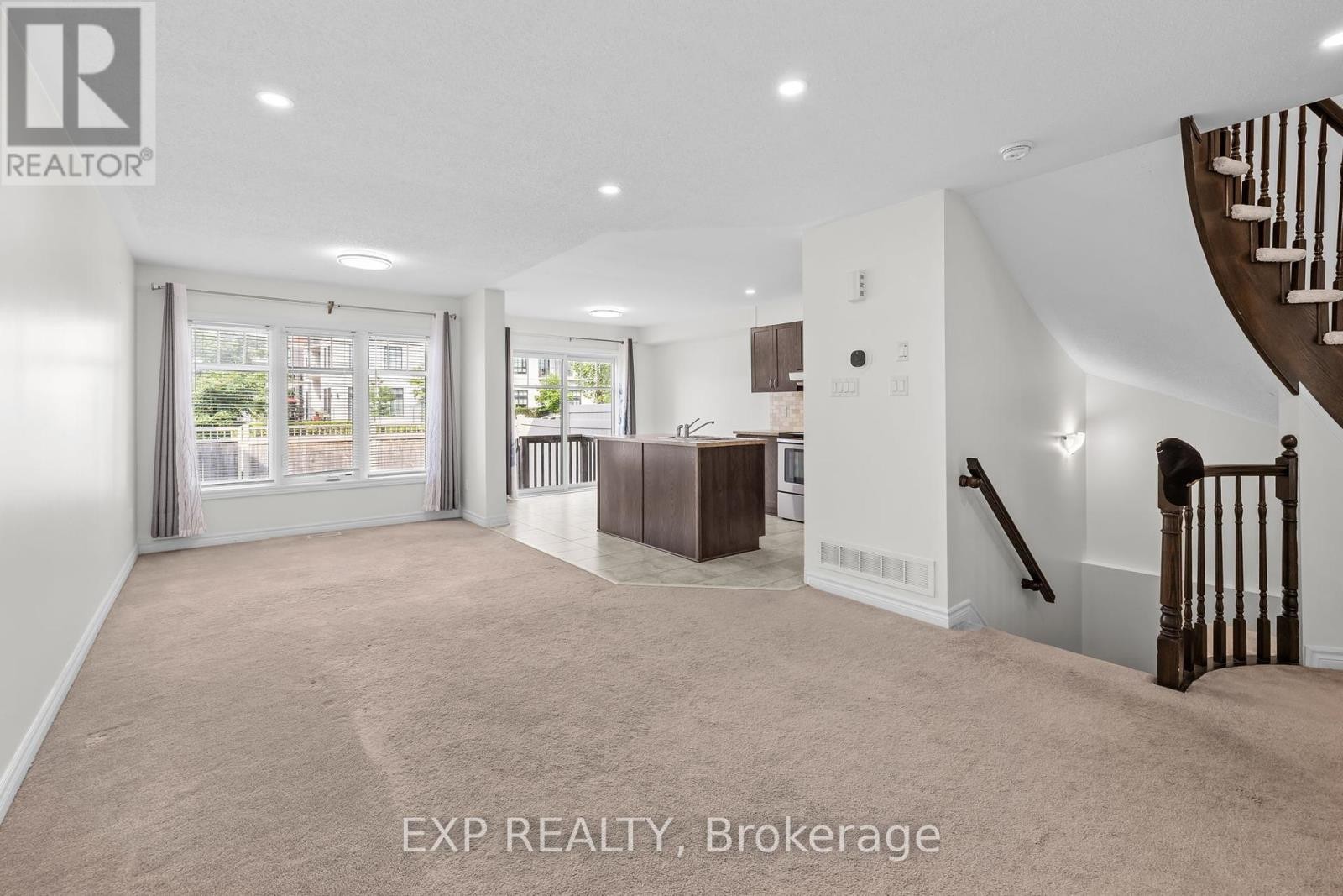 












213 MANCINI WAY

,
Ottawa,




Ontario
K2J3V1


