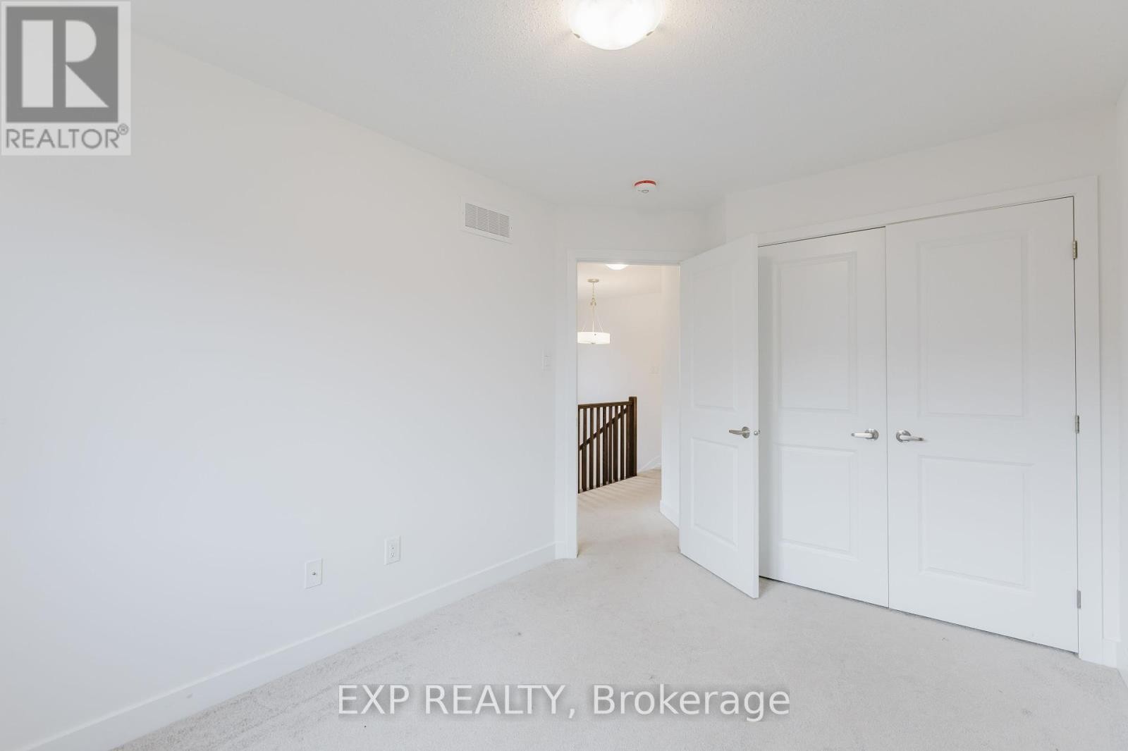












808 MOCHI CIRCLE

,
Ottawa,




Ontario
K2J6Y9

