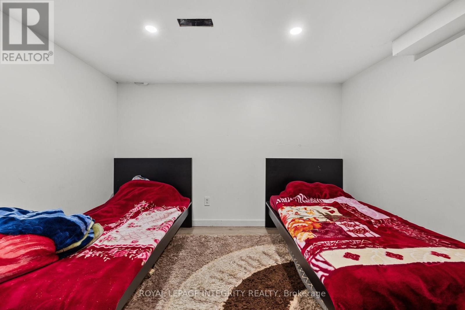 












3485 MCCARTHY ROAD

,
Ottawa,




Ontario
K1V8Z9

