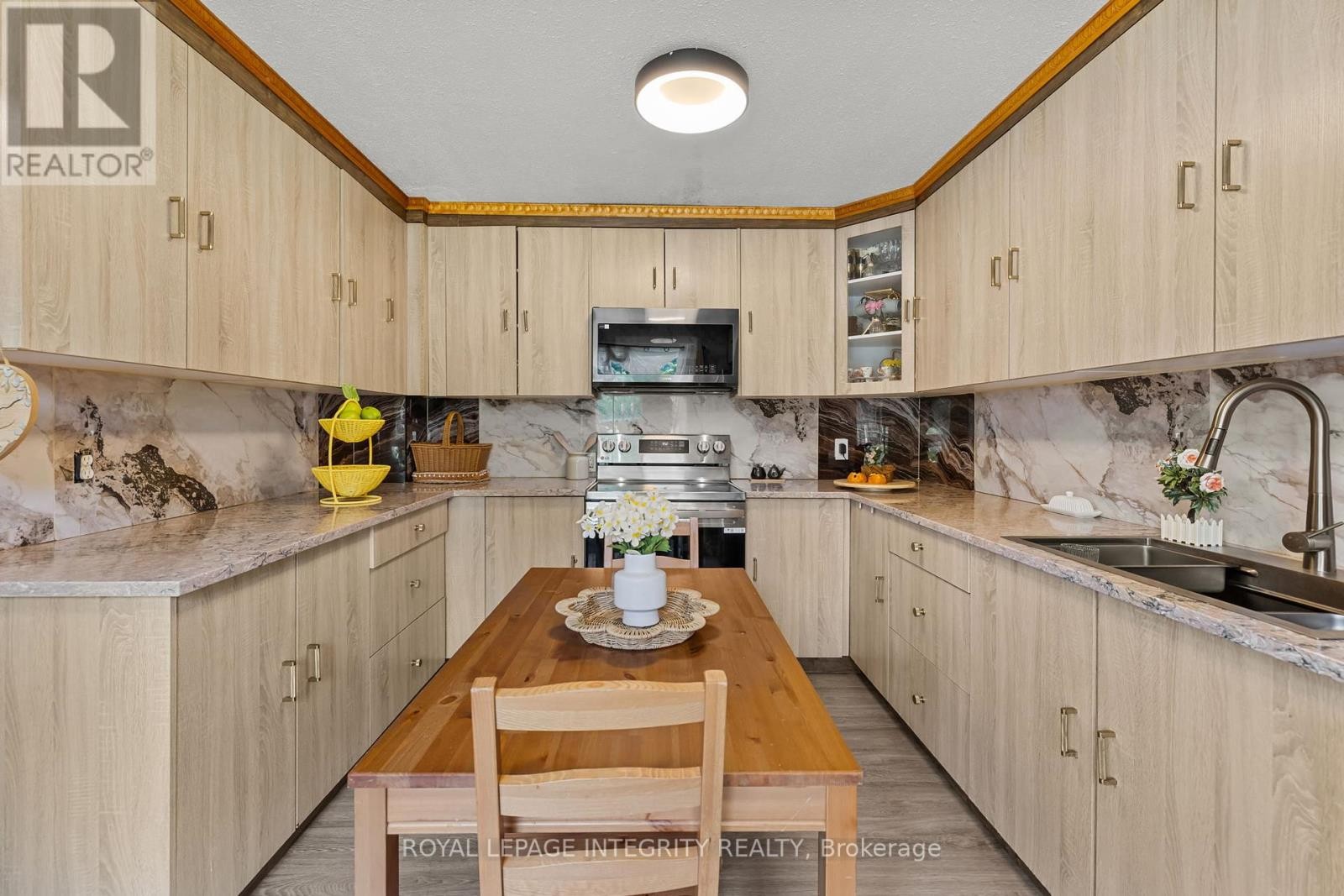 












3485 MCCARTHY ROAD

,
Ottawa,




Ontario
K1V8Z9


