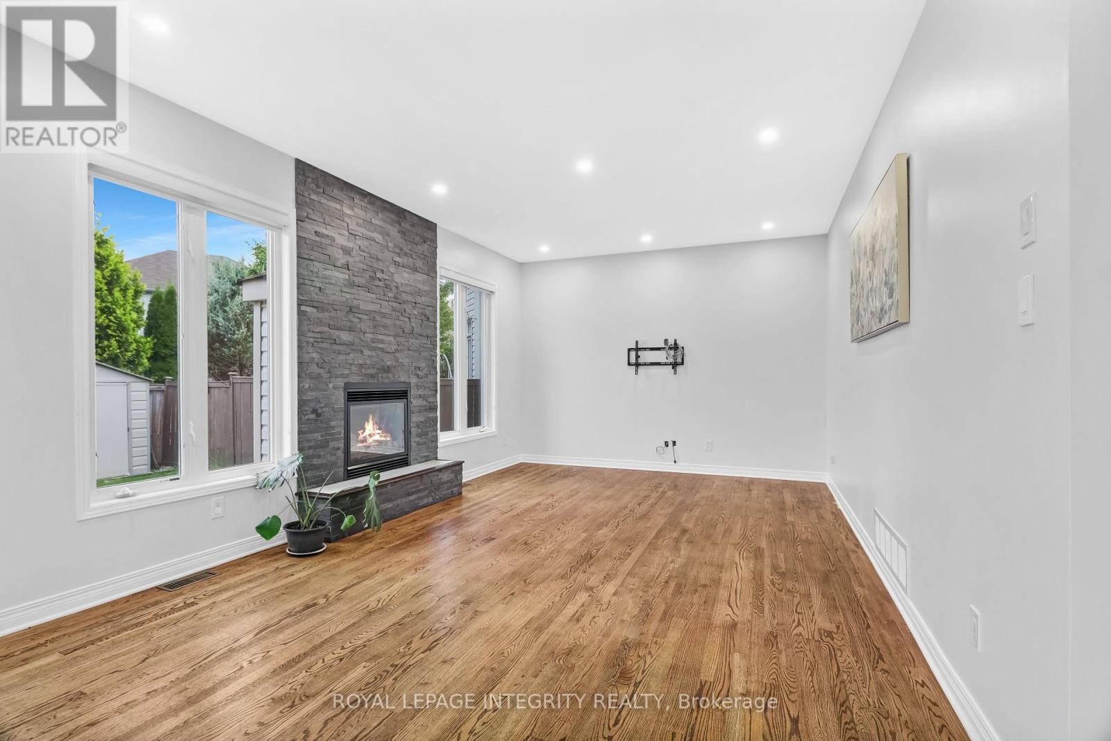 












173 LAMPLIGHTERS DRIVE

,
Ottawa,




Ontario
K2J0K9

