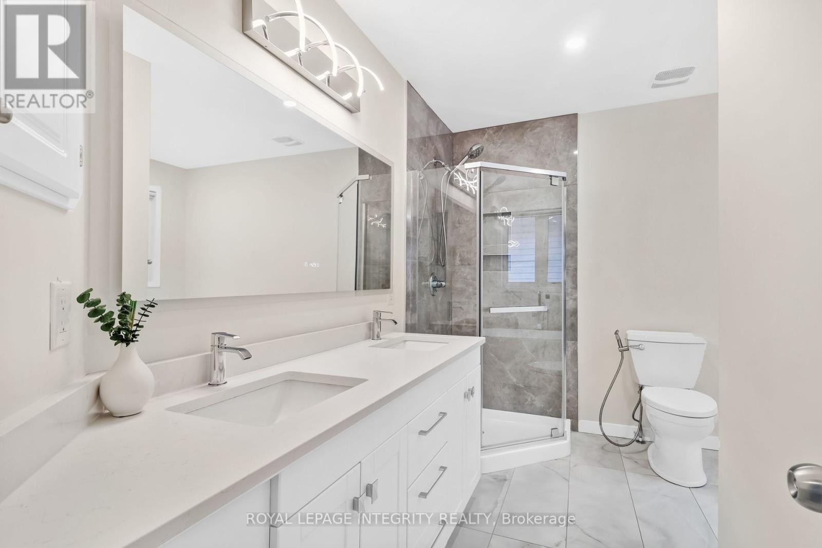 












173 LAMPLIGHTERS DRIVE

,
Ottawa,




Ontario
K2J0K9

