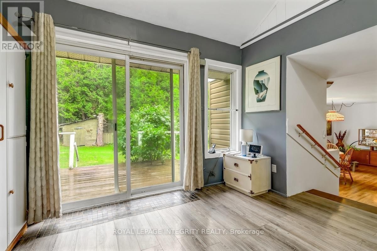 












865 CON 10 CONCESSION

,
Lanark Highlands,




Ontario
K0G1M0

