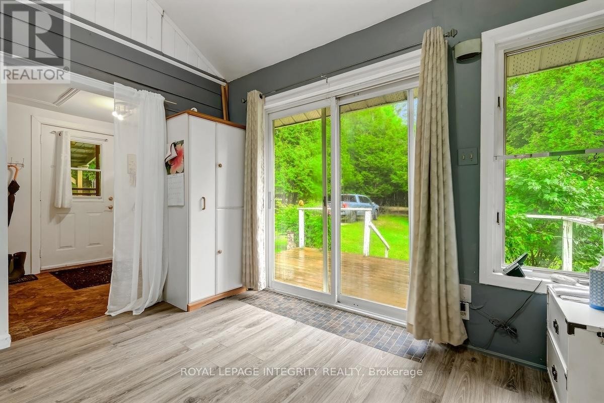 












865 CON 10 CONCESSION

,
Lanark Highlands,




Ontario
K0G1M0

