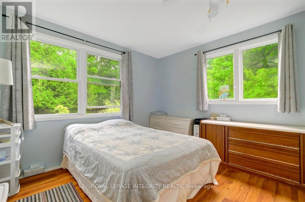 












865 CON 10 CONCESSION

,
Lanark Highlands,




Ontario
K0G1M0

