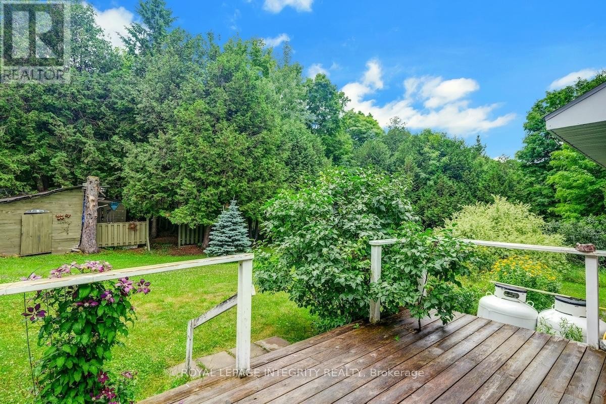 












865 CON 10 CONCESSION

,
Lanark Highlands,




Ontario
K0G1M0

