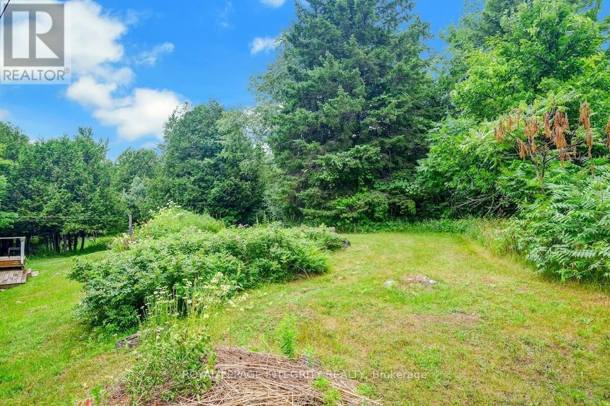 












865 CON 10 CONCESSION

,
Lanark Highlands,




Ontario
K0G1M0

