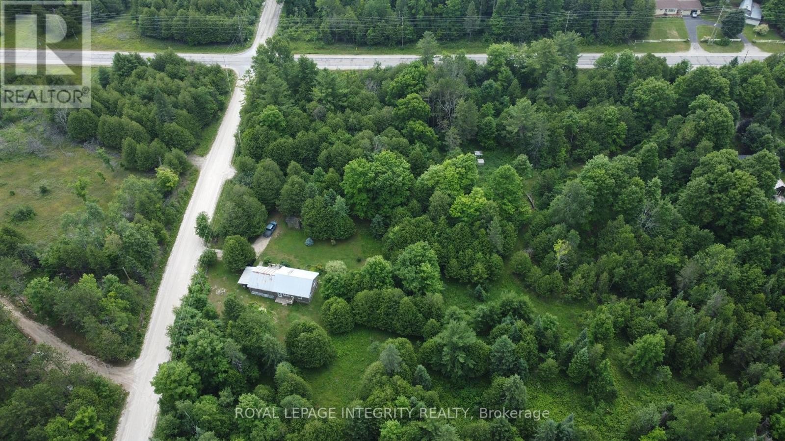 












865 CON 10 CONCESSION

,
Lanark Highlands,




Ontario
K0G1M0


