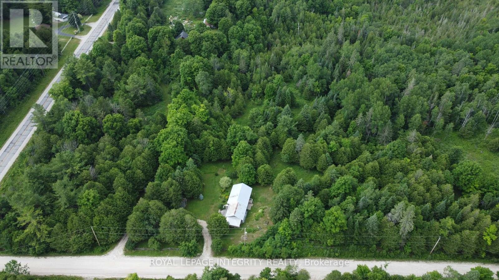 












865 CON 10 CONCESSION

,
Lanark Highlands,




Ontario
K0G1M0

