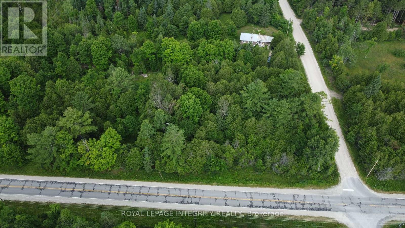 












865 CON 10 CONCESSION

,
Lanark Highlands,




Ontario
K0G1M0

