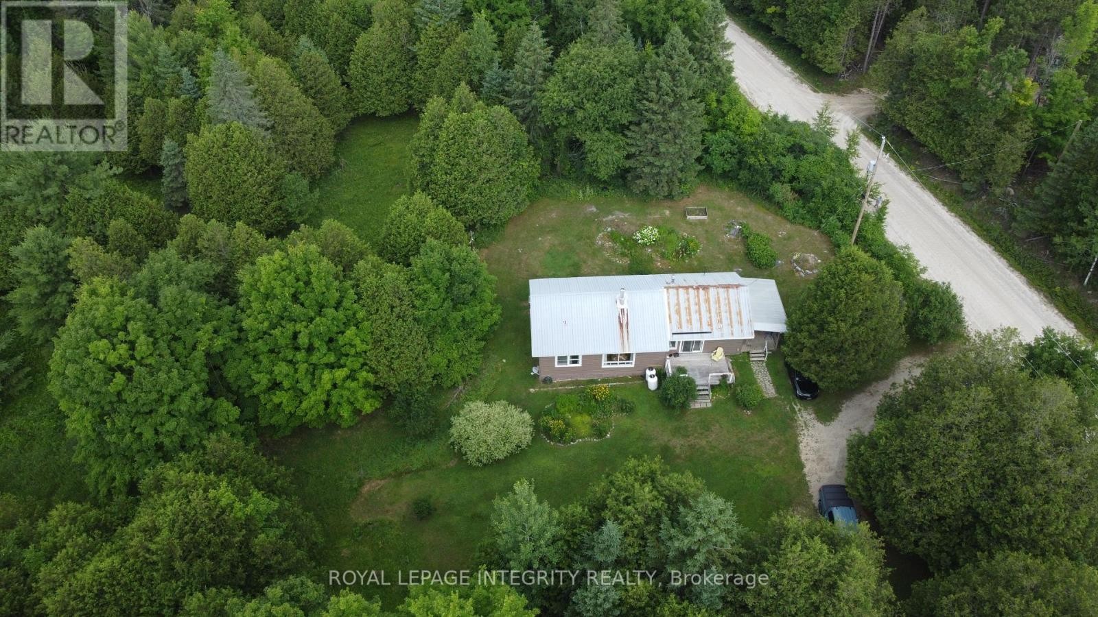 












865 CON 10 CONCESSION

,
Lanark Highlands,




Ontario
K0G1M0

