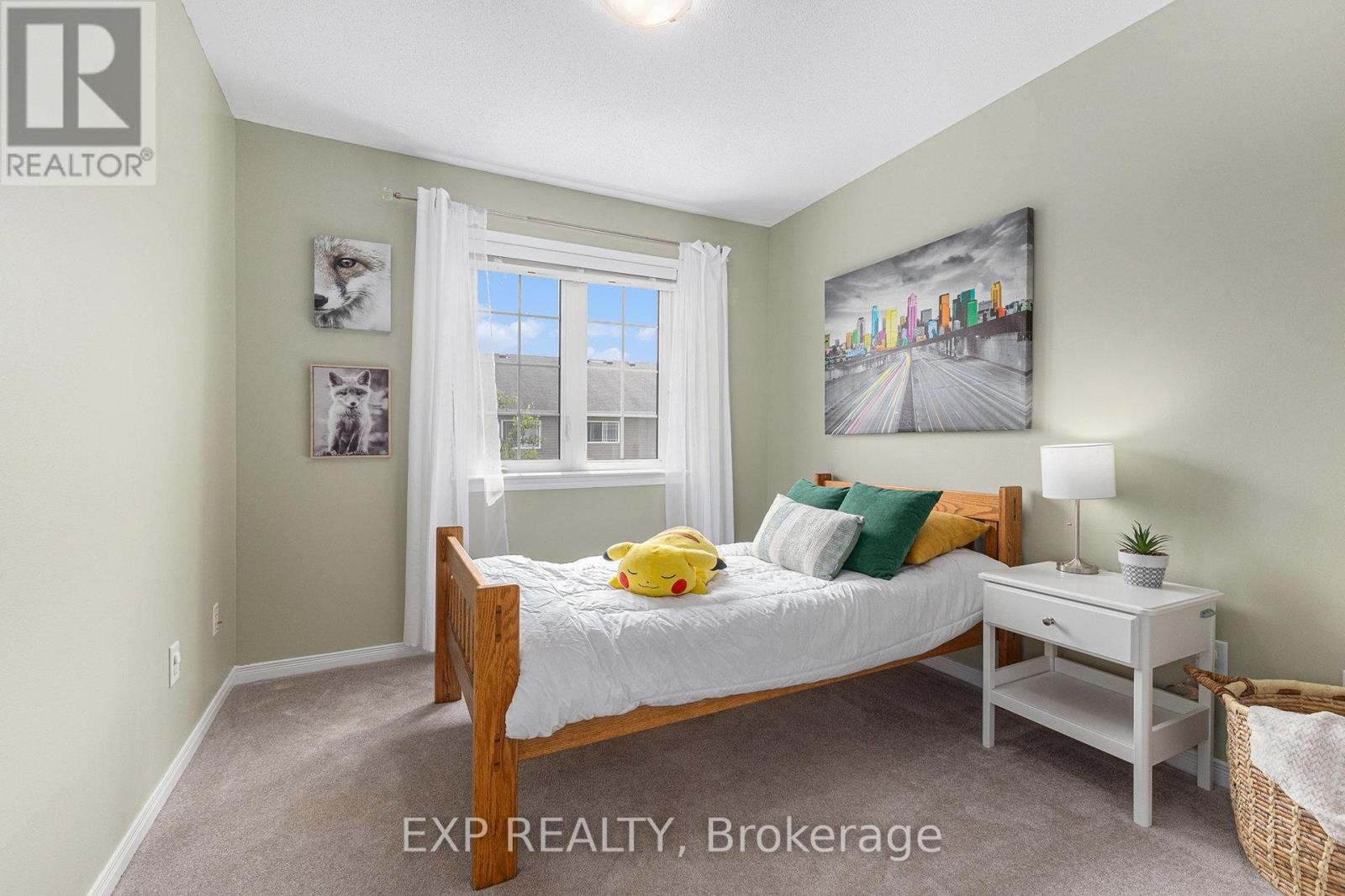 












841 TABARET STREET

,
Ottawa,




Ontario
K2M0E7

