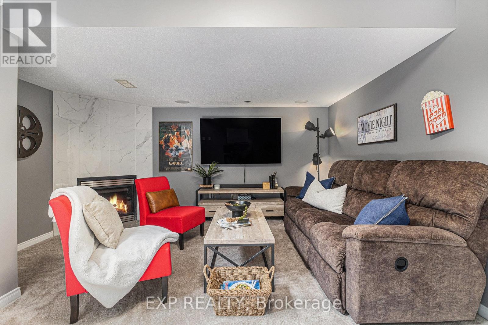 












841 TABARET STREET

,
Ottawa,




Ontario
K2M0E7

