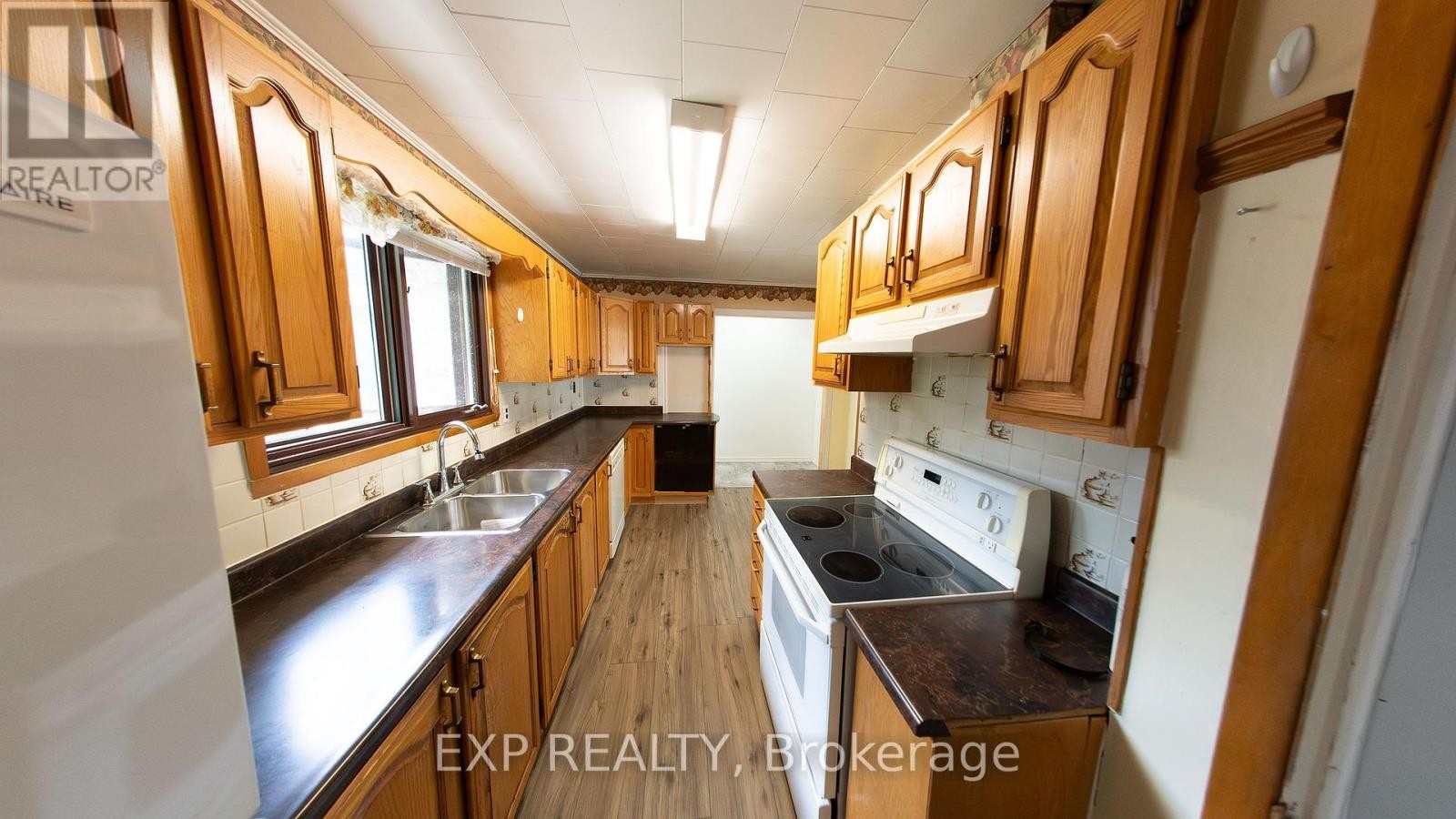 












84 KENYON STREET E

,
North Glengarry,




Ontario
K0C1A0

