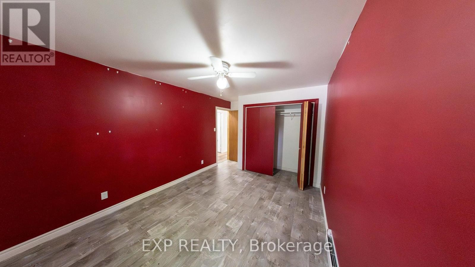 












84 KENYON STREET E

,
North Glengarry,




Ontario
K0C1A0

