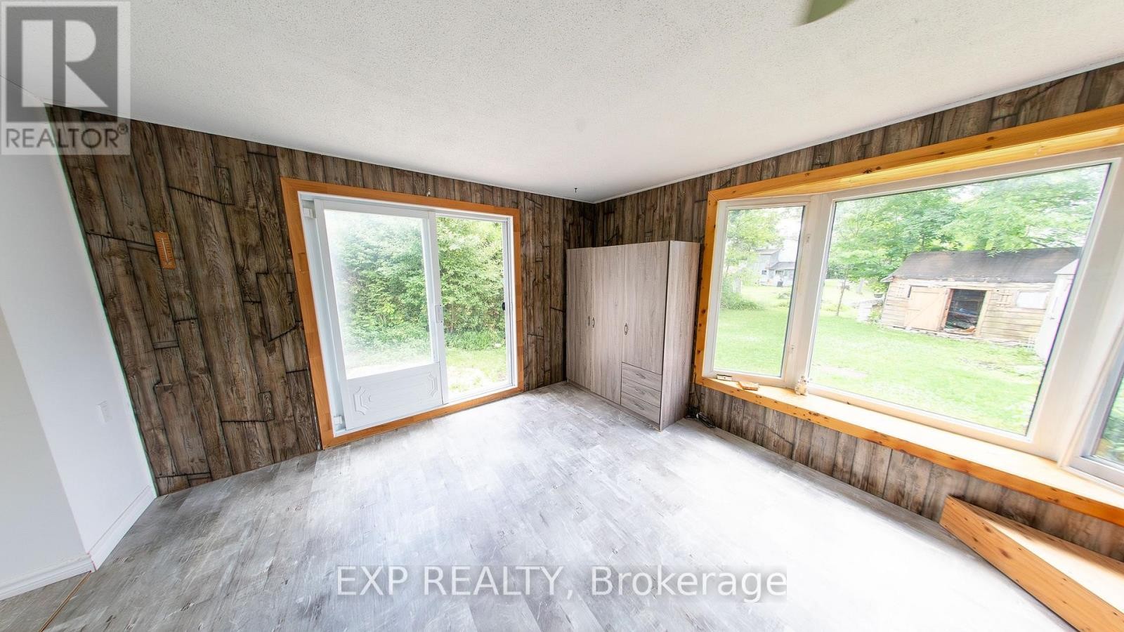 












84 KENYON STREET E

,
North Glengarry,




Ontario
K0C1A0

