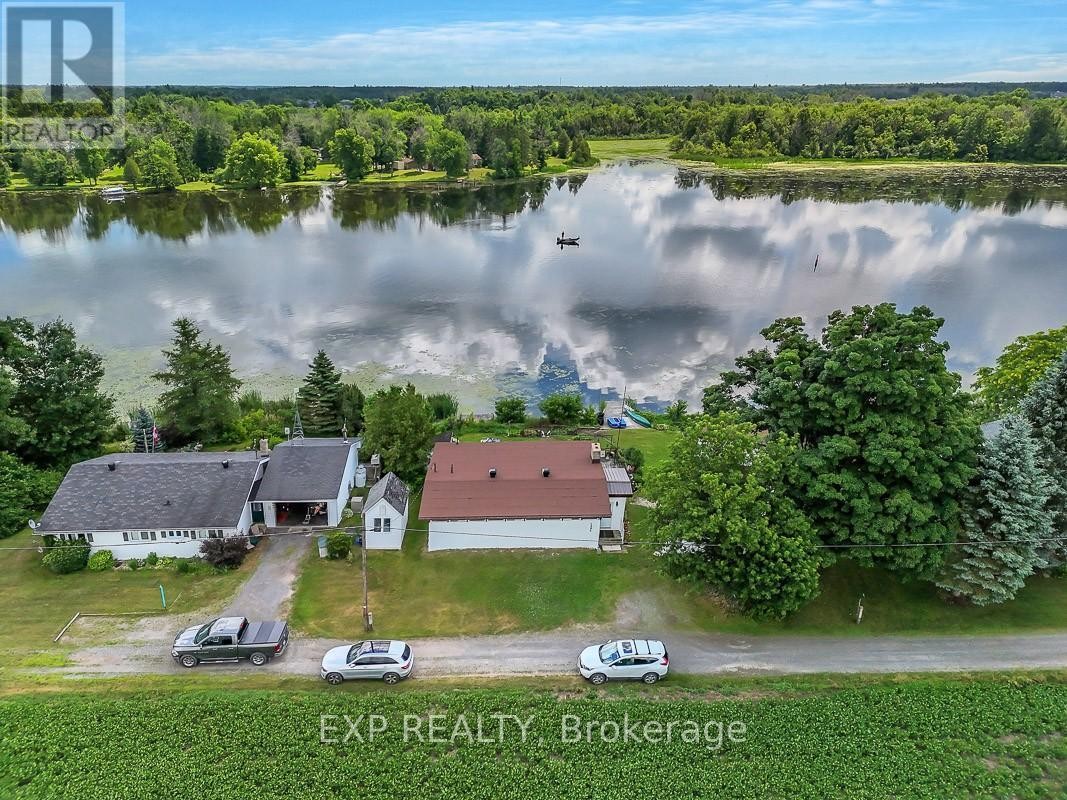 












2986 BEAMAN LANE

,
Ottawa,




Ontario
K0G1J0

