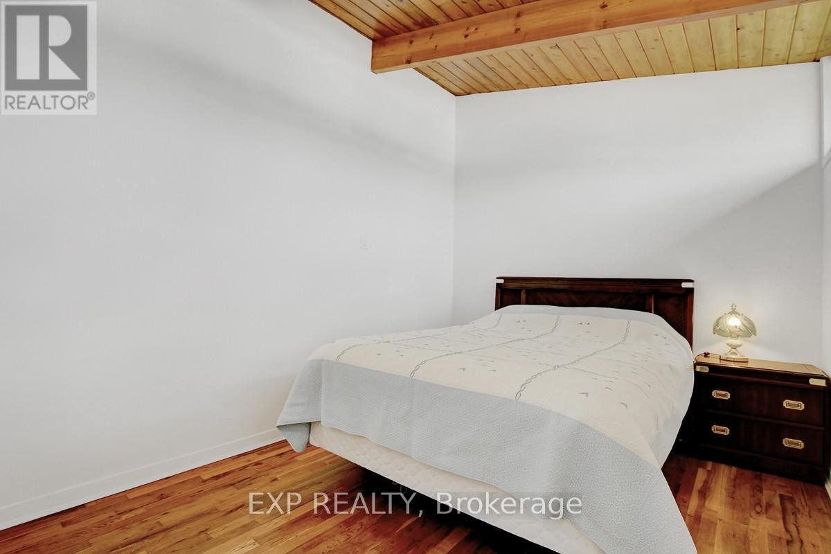 












2986 BEAMAN LANE

,
Ottawa,




Ontario
K0G1J0

