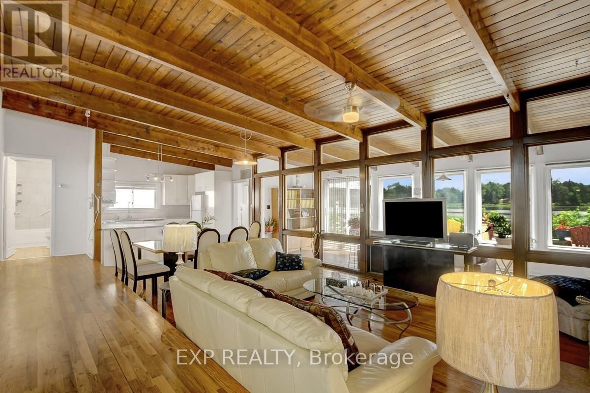 












2986 BEAMAN LANE

,
Ottawa,




Ontario
K0G1J0

