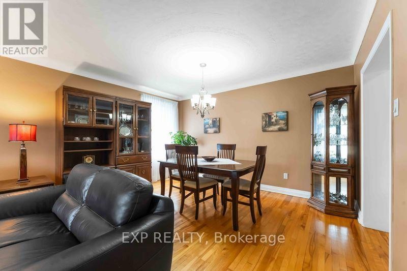 












6 LYALL STREET

,
Ottawa,




Ontario
K2E5G6

